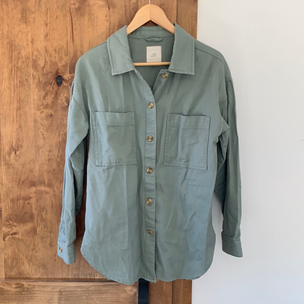 Thread and supply shacket